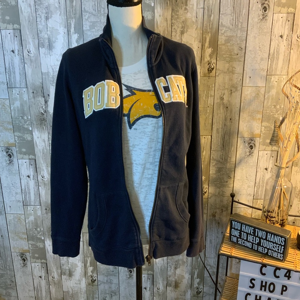 Montana State Bobcat Women's Navy Sweatshirt/t-shirt set.